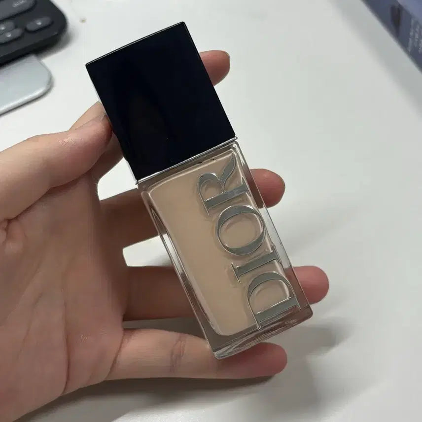 [BUNJANG] Dior Forever Skin Glow Foundation 0.5N / 디올 글로우 파데 00.5N
