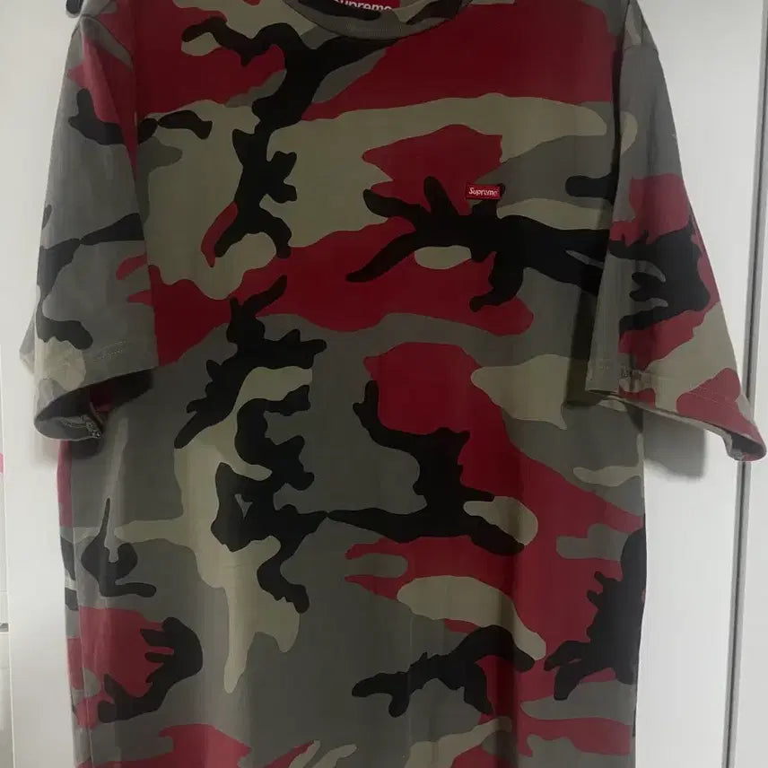 [BUNJANG] Supreme Camo Red T-Shirt Size S / 슈프림 카모 레드 s