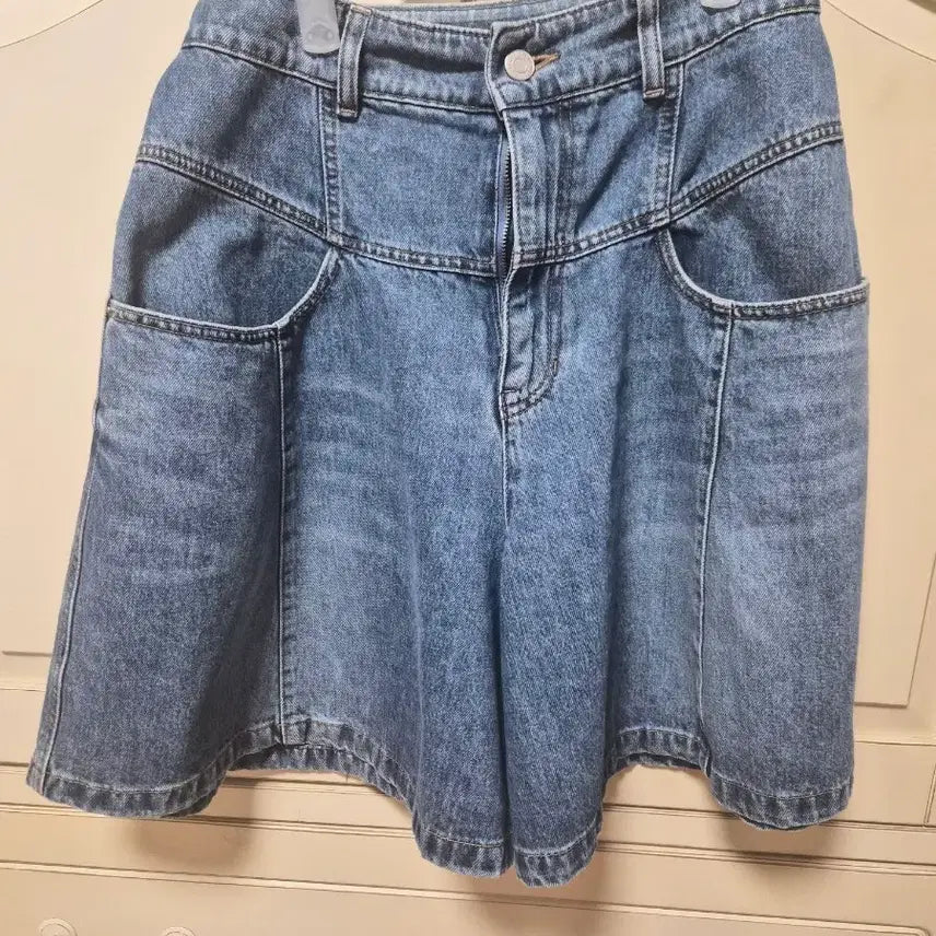 [BUNJANG] A-Line Denim Skirt Shorts (Light Wash) / 시스템치마반바지