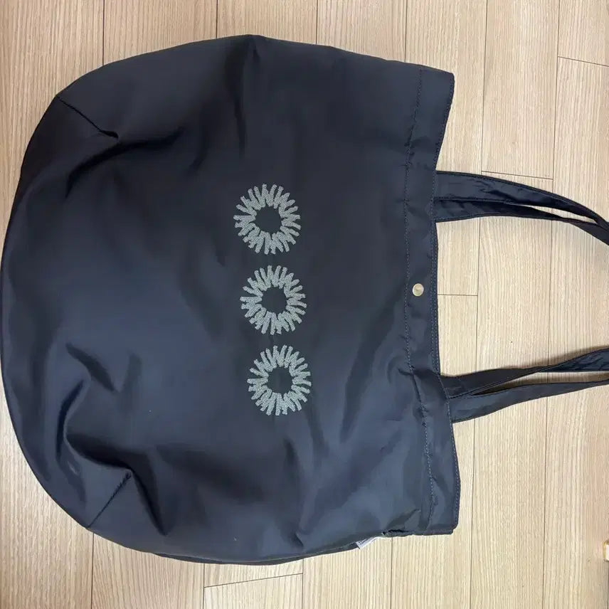 [BUNJANG] 999humanity Shoulder Bag with Floral Embroidery / 999휴머니티 가방
