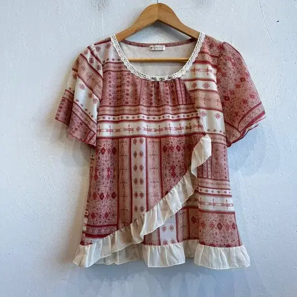 [BUNJANG] Accizfarm Frill Blouse / 액시즈팜 프릴 블라우스