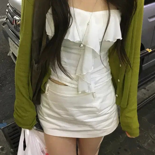 [BUNJANG] Ourcabinet Love Frill Sleeveless White / 아워캐비넷(ourcabinet) 러브 프릴 슬리브리스 화이트 색상 팔아요!