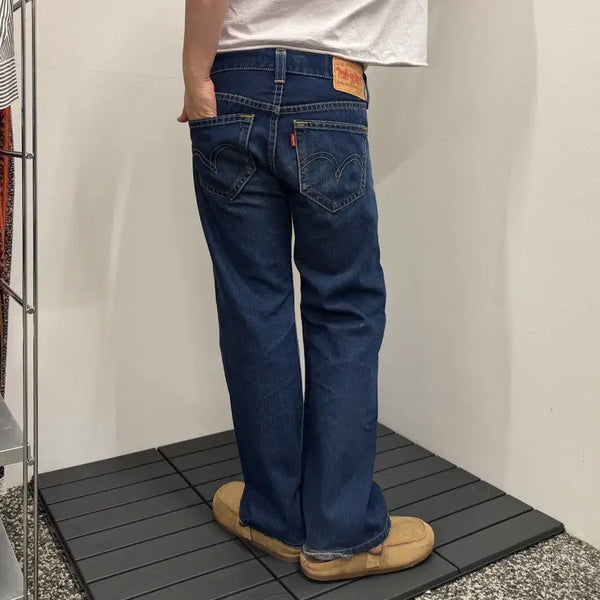 [BUNJANG] Levi's 00s Type 1 Iconic Straight Jeans (Size 32) / [32] 00s 리바이스 타입원 아이코닉 스트레이트 진