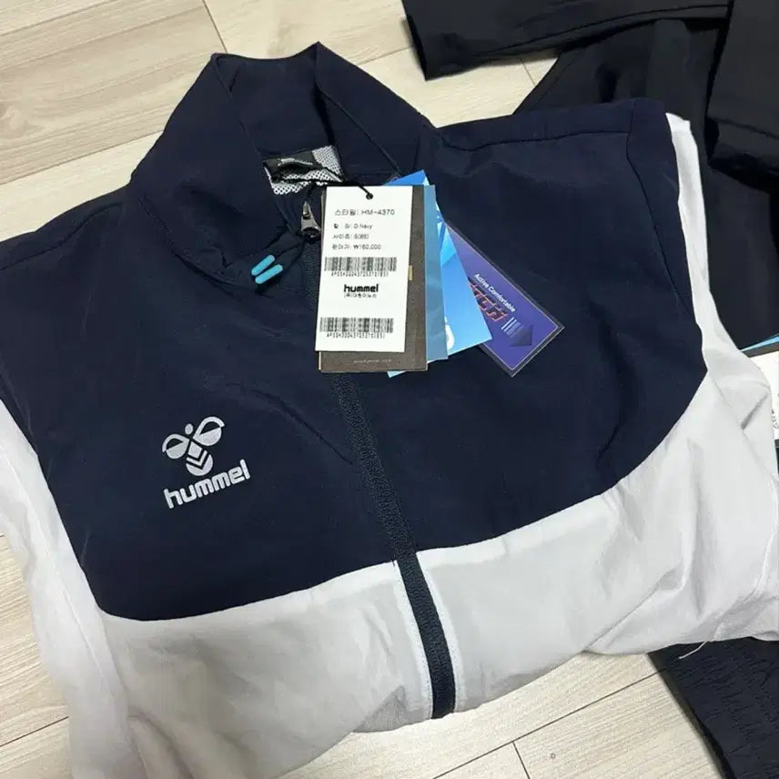 [BUNJANG] Hummel Training Set Navy/White Size S (85) / [1회시착] 험멜 트레이닝 세트 네이비/화이트 S(85) 거의 새상품