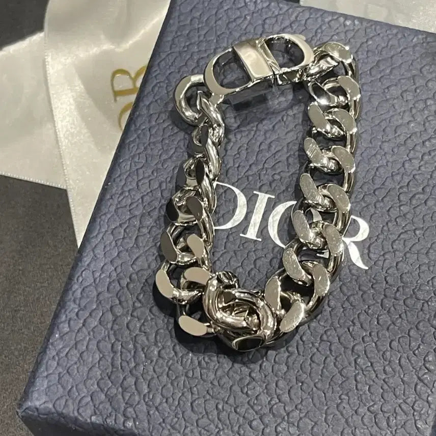 [BUNJANG] Dior CD Chain Bracelet Silver / 디올 CD 체인 팔찌 실버