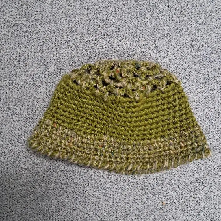 [BUNJANG] Bisouavahb Knit Bucket Hat / 비수아바흐브 니트버킷