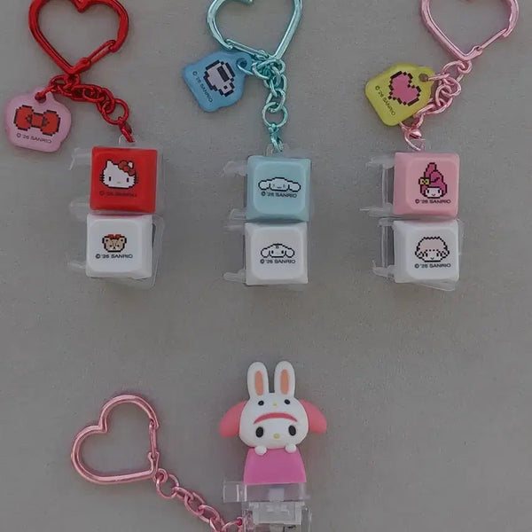[BUNJANG] Sanrio Hello Kitty, Cinnamoroll, My Melody LED Keycap Keyring / 산리오 헬로키티, 시나모롤, 마이멜로디 LED 키캡 키링