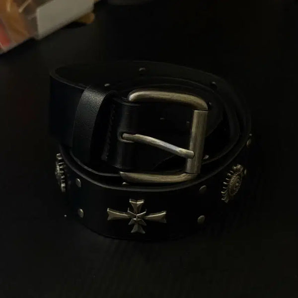 [BUNJANG] Vintage Studded Cross Metal Accent Leather Belt / 빈티지 스터드 크로스 쇠장식 가죽 벨트 새상품