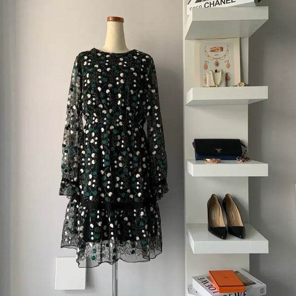 [BUNJANG] RENEEVON Embroidered Flower Dress / [55] 레니본(RENEEVON) 플라워 자수 원피스