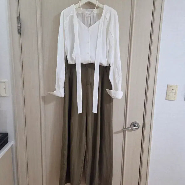 [BUNJANG] Elegant Tie Blouse / 고급스런 타이블라우스