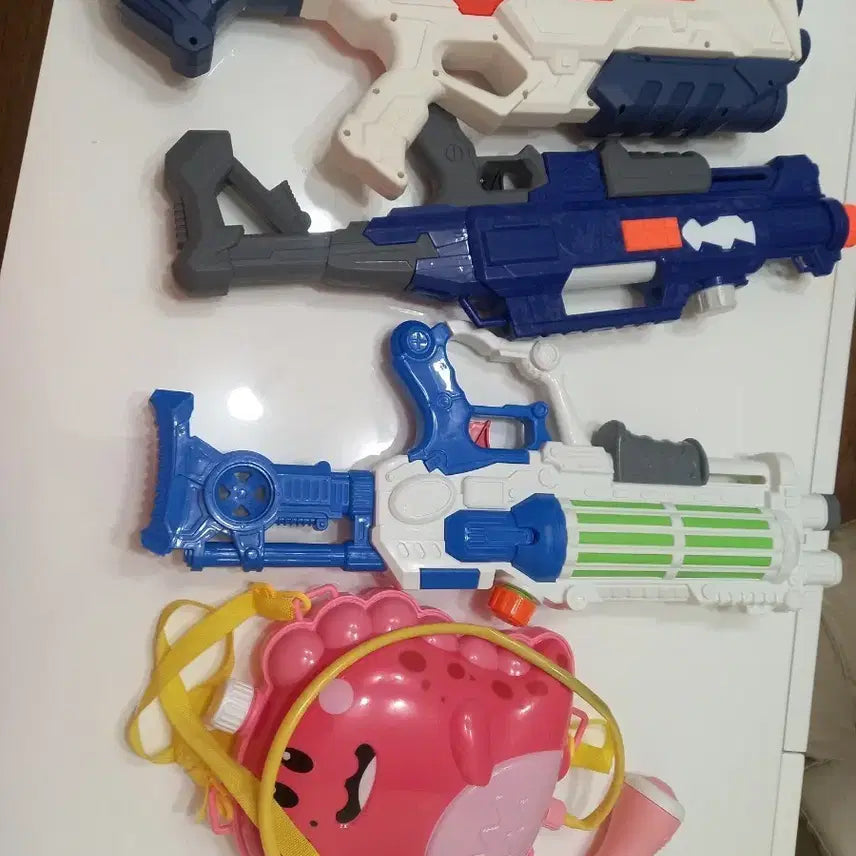 [BUNJANG] Water Gun Set with Straps / 페스티벌. 물총4개. 일괄. 2만원에. 판매. 물총끈도. 드림