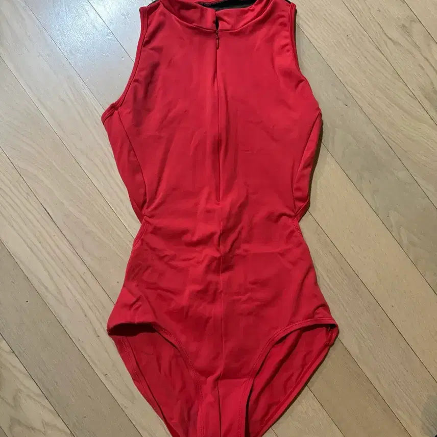 [BUNJANG] Ruthfly Red Halter Leotard with Ballet Tights / 루스플라이 레드 홀터 레오타드+발레타이즈