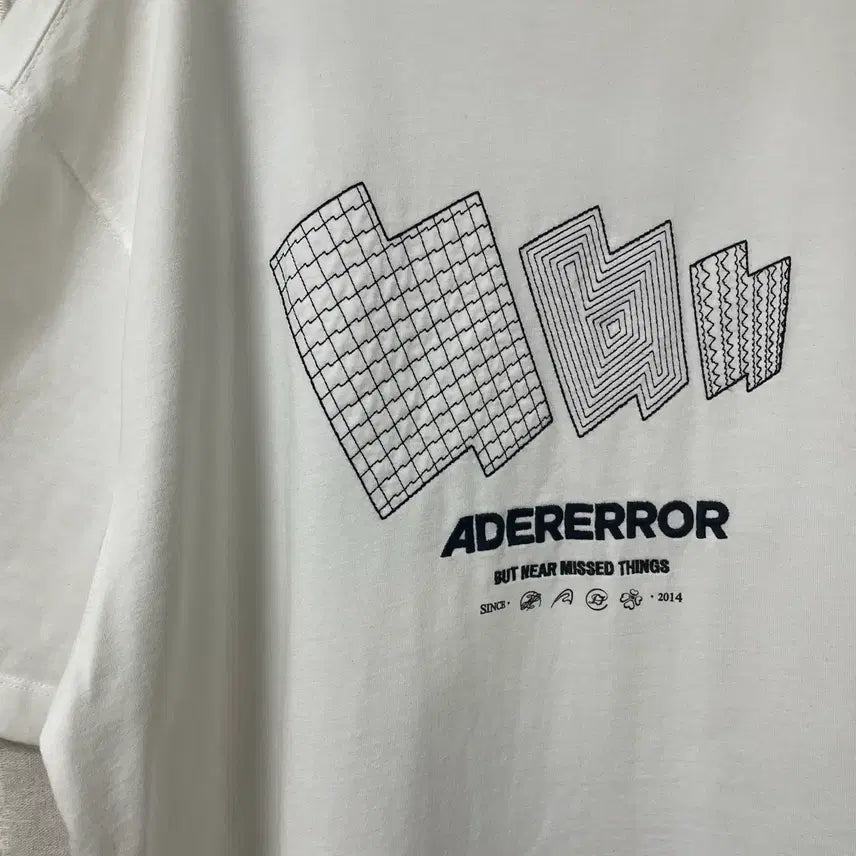 [BUNJANG] Ader Error TTS Logo T-Shirt White / A3 아더에러 TTS 로고 티셔츠 반팔 화이트