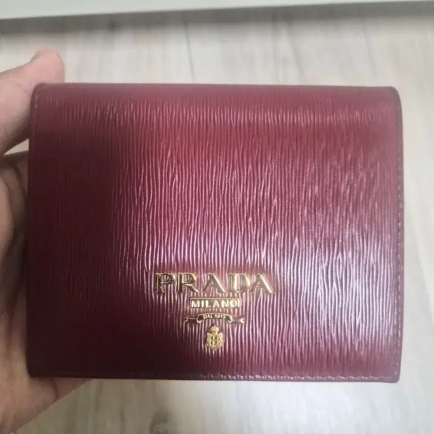 [BUNJANG] Prada Bifold Wallet Burgundy Leather / 프라다 반지갑 버건디