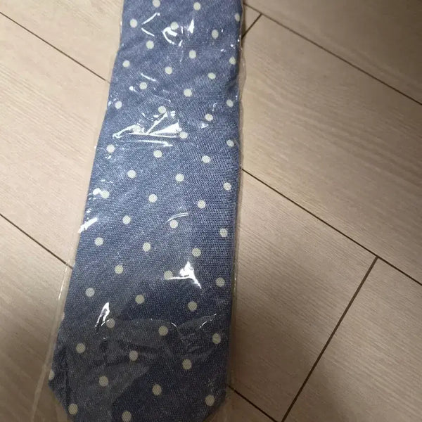 [BUNJANG] Breuer Polka Dot Necktie (Blue) / 정가19만원 브로이어 breuer 도트 패턴 넥타이 (블루)