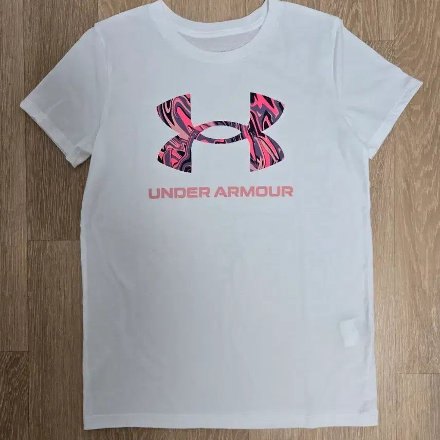 [BUNJANG] Under Armour T-Shirt White M New / 언더아머 반팔티 화이트 M 새상품