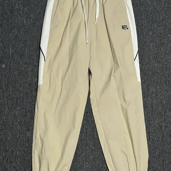 [BUNJANG] NFL Beige Training Pants (M) / NFL 베이지색 트레이닝 팬츠 m