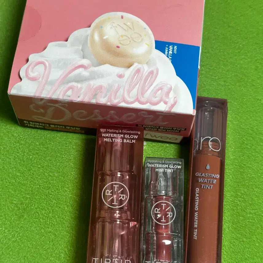 [BUNJANG] Fwee Vanilla Cookie Set with TirTir & Rom&nd Tints / 퓌 바닐라 쿠키+티르티르 롬앤 틴트 3개 세트