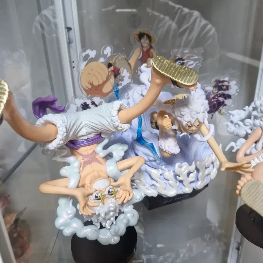 [BUNJANG] One Piece Luffy Gear 5 Figure & Nika Poster Bundle / 오늘만 급처요번주까지)원피스 루피 기어5 피규어 2개/원피스 니카 외 포스터 5장