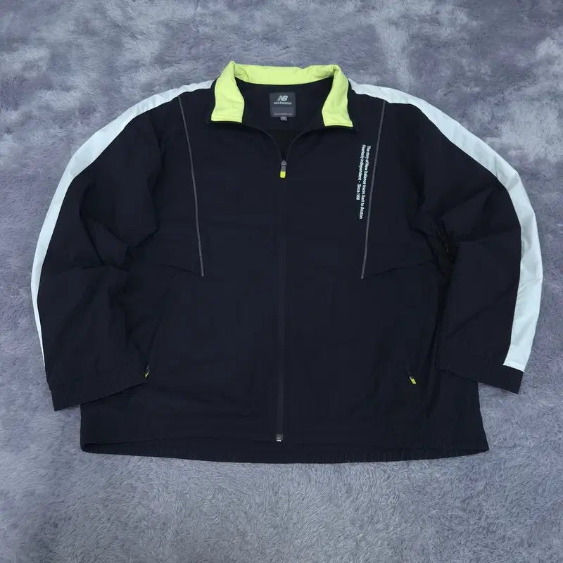 [BUNJANG] New Balance Windbreaker Jacket Size L (100) / 100(L) 뉴발란스 바람막이 자켓 | 0731A14