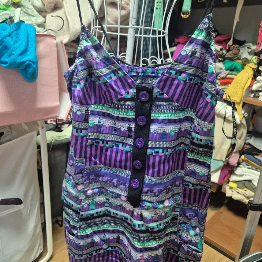 [BUNJANG] Imported Sleeveless Jumpsuit with Button Detail / 미국수입 점프슈트