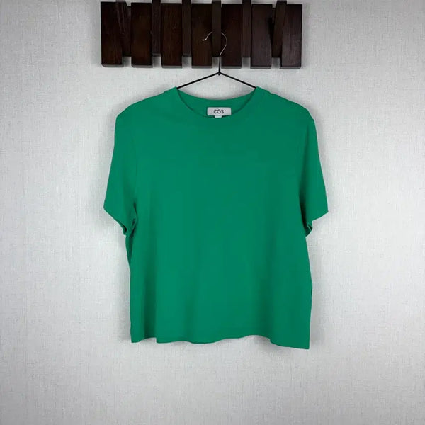 [BUNJANG] COS Vivid Green T-Shirt / Cos 비비드 그린티셔츠