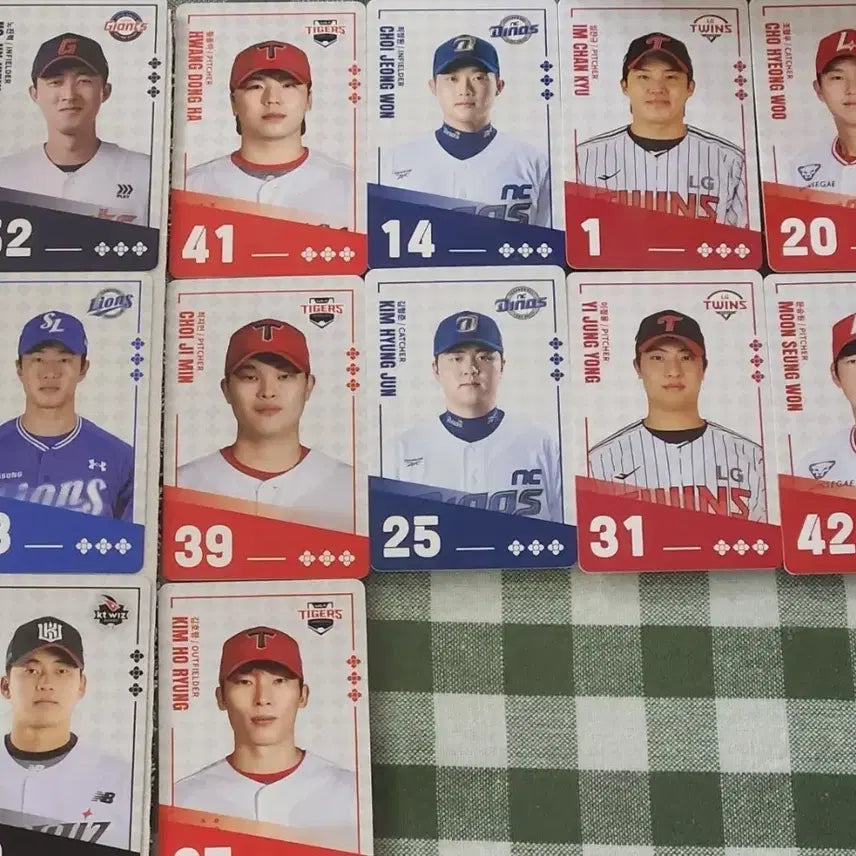 [BUNJANG] Paldo Bibimmyeon KBO Player Trading Cards - Hanwha Eagles Exchange / 팔도비빔면 KBO 카드 교환 (한화로 교환) 롯데기아삼성NCLGSSGKT