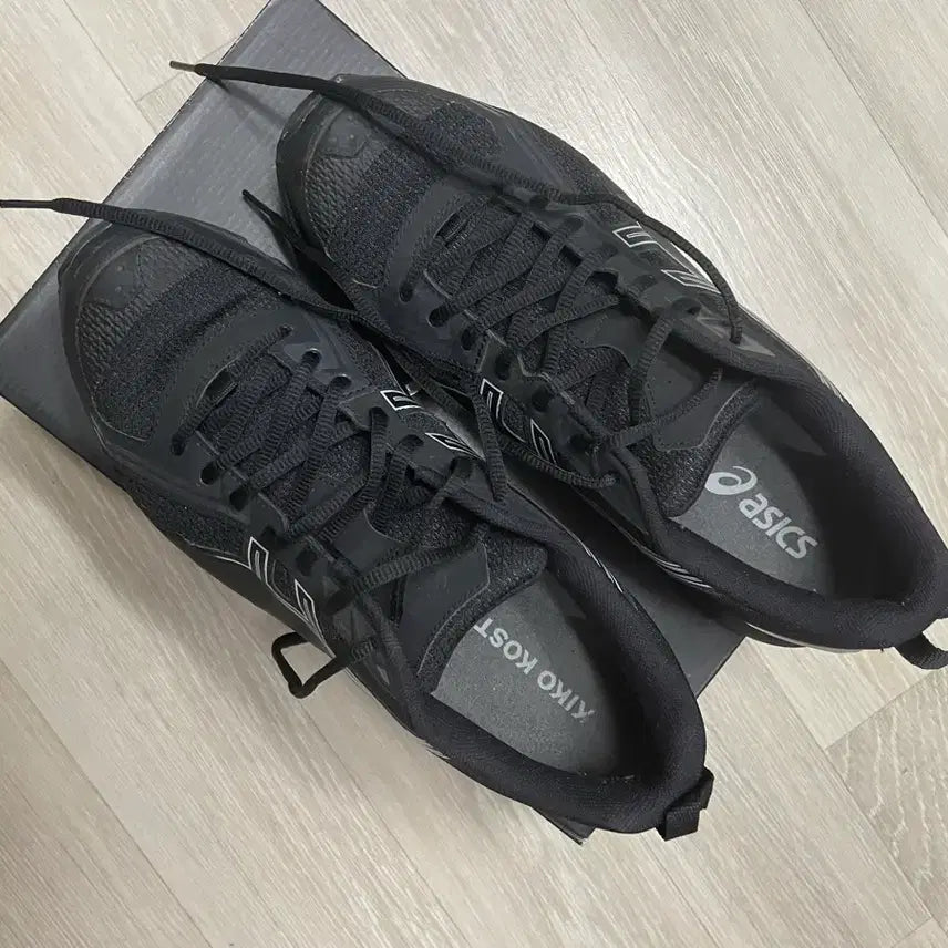 [BUNJANG] Kiko Gel Buzz 1 Black Sneakers (Size 290) / 키코 젤버즈1 블랙 290