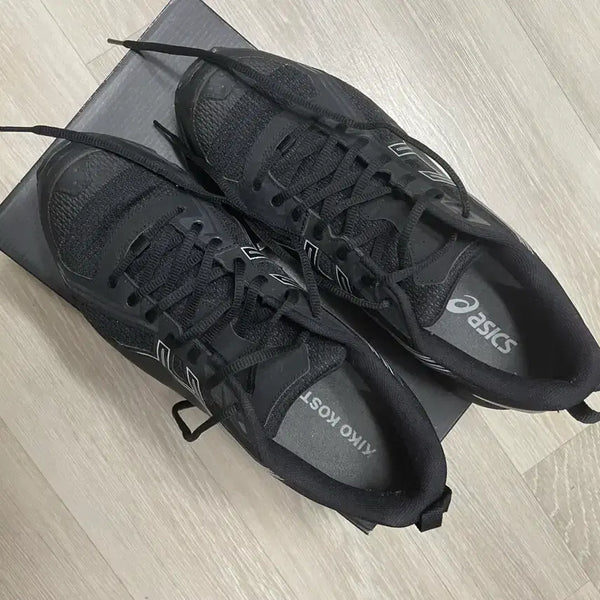 [BUNJANG] Kiko Gel Buzz 1 Black Sneakers (Size 290) / 키코 젤버즈1 블랙 290