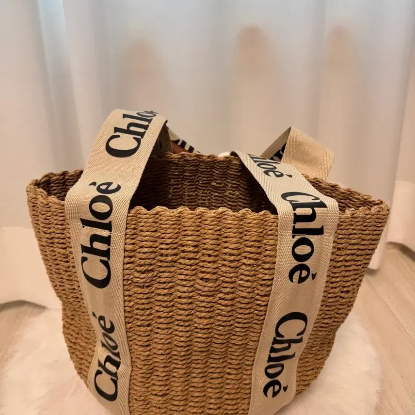 [BUNJANG] Chloe Woody Raffia Tote Bag with Shoulder Strap / 우디 라피아 토트백