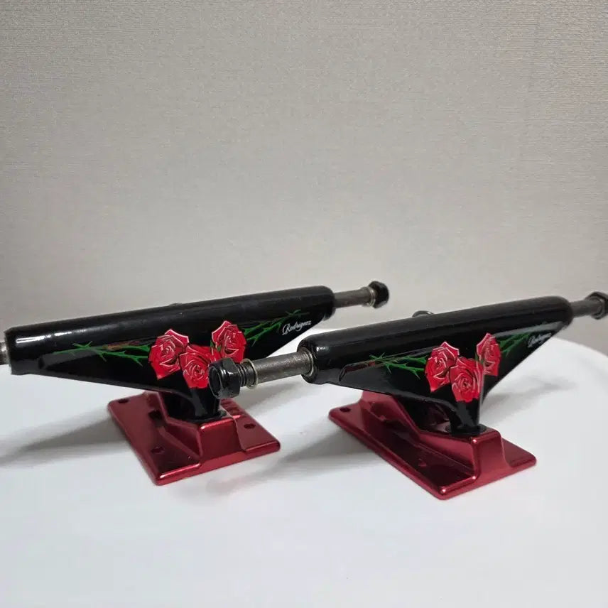 [BUNJANG] Venture Trucks 5.2" V-Hollow Paul Rodriguez Signature Truck / 벤처트럭 할로우 5.2하이(prod시그니처)