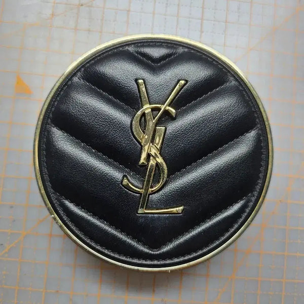 [BUNJANG] Yves Saint Laurent Cushion Foundation / 입생로랑쿠션