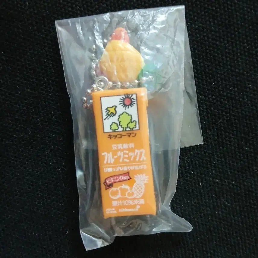 [BUNJANG] Gicoman Soy Milk Keychain / 기꼬만 두유 키링