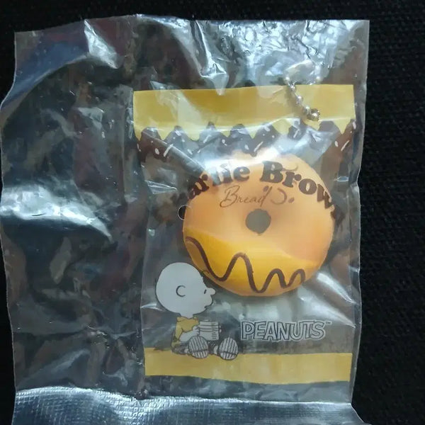 [BUNJANG] Charlie Brown Bakery Keychain / 찰리브라운 베이커리 키링