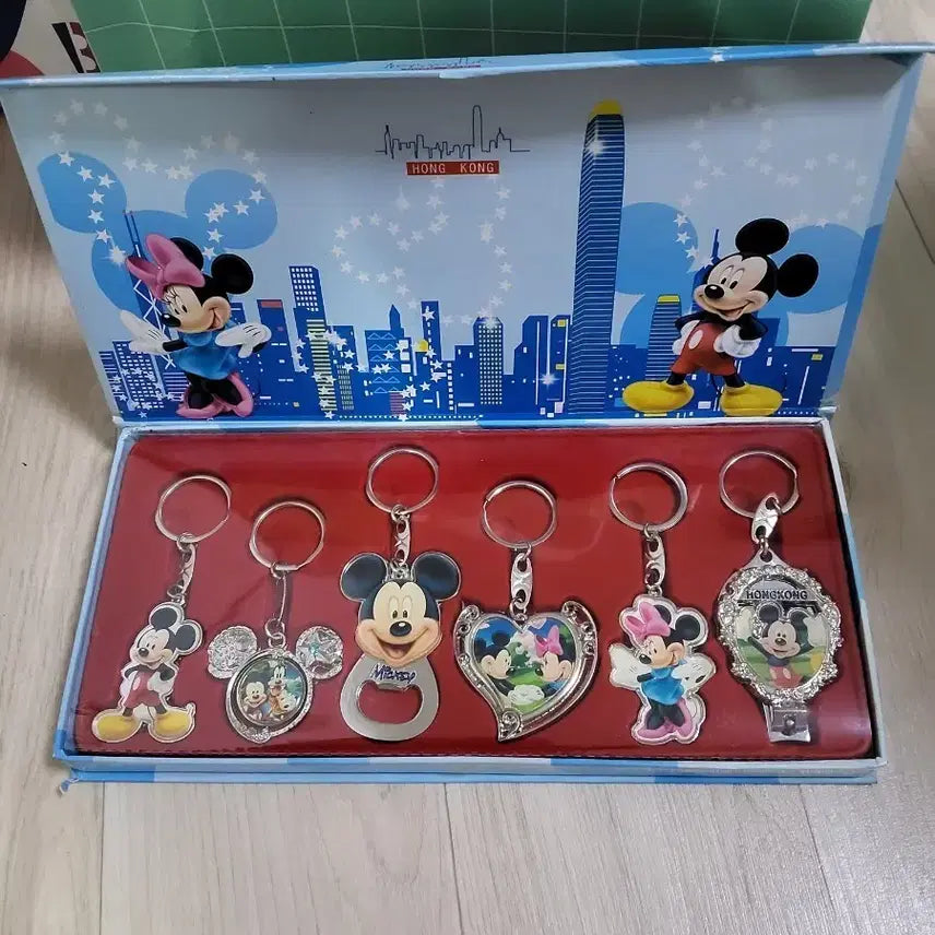 [BUNJANG] Mickey Mouse Keychain Set Hong Kong Souvenir / 미키마우스 열쇠고리 세트 홍콩 기념품