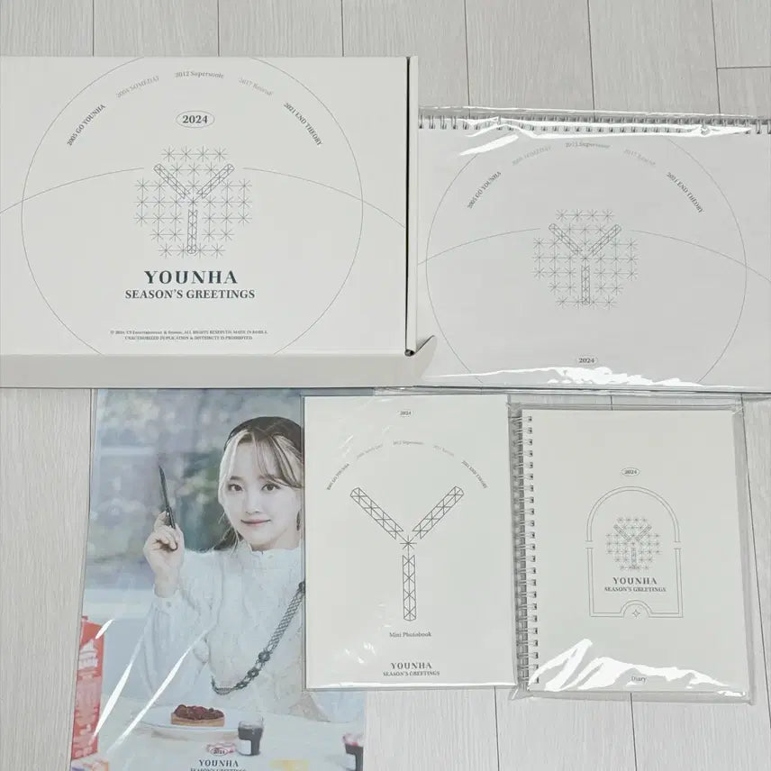 [BUNJANG] Younha 2024-2026 Season's Greetings Kit Bundle Set / 윤하 시즌그리팅, 키트 7개 일괄