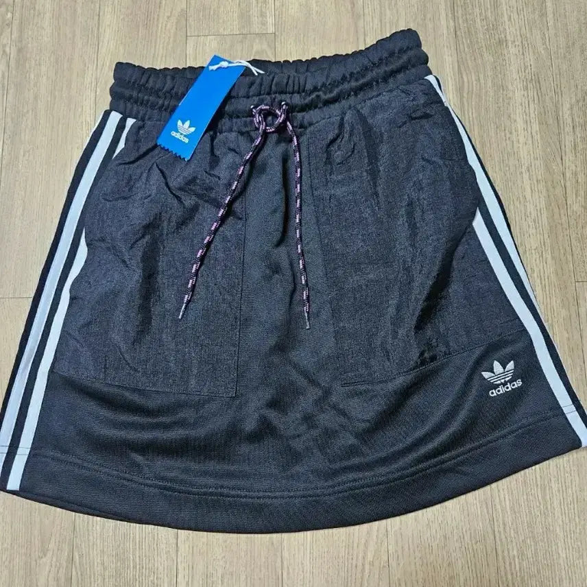 [BUNJANG] Adidas Mini Skirt / 아디다스 스커트(새상품)