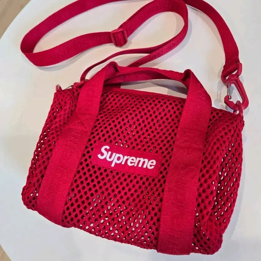 [BUNJANG] Supreme Mesh Mini Duffle Bag Red SS25 / (주말인하)슈프림 메쉬 미니 더플백 레드 25ss