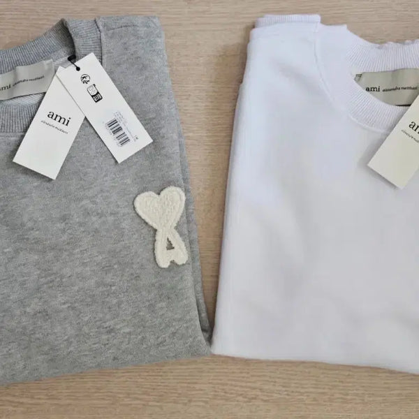 [BUNJANG] AMI Heart Logo Sweatshirt Gray M / 아미 하트 로고 맨투맨 그레이 M