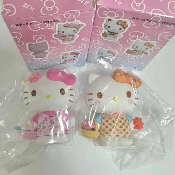 [BUNJANG] Sanrio Hello Kitty 50th Anniversary Cherry Blossom & Maple Random Figure Set (Sealed) / (미개봉) 산리오 키티 50주년 벚꽃 단풍 랜덤 피규어 세트