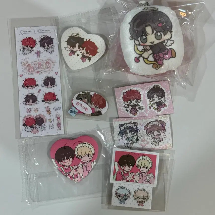 [BUNJANG] ENHYPEN MARU'S Stitch Pin Button Cushion Keyring Bundle Set / 앤팀 마루즈 믹히님 호님 밤님 스티커 핀버튼 쿠션키링 일괄