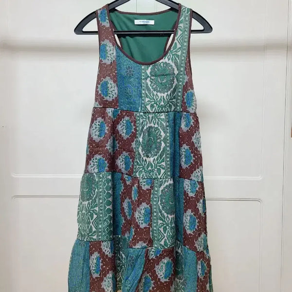 [BUNJANG] Valuegirl Sleeveless Tank Dress / 밸리걸 민소매 나시 원피스