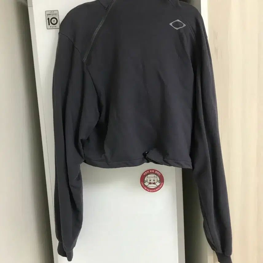 [BUNJANG] Mischief Cropped Side Zip Hoodie / 미스치프 크롭 사이드 집 후디