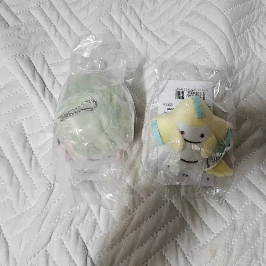 [BUNJANG] Pokemon Metamon Shaymin Jirachi Mascot Keychain Bundle Set / 변신 메타몽 쉐이미 지라치 마스코트 키링 일괄