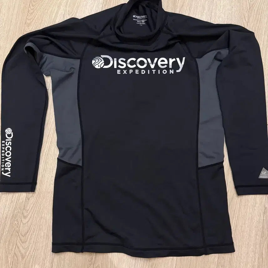 [BUNJANG] Discovery Expedition Rash Guard Black Size 100 / 디스커버리 익스페디션 래쉬가드 블랙 100