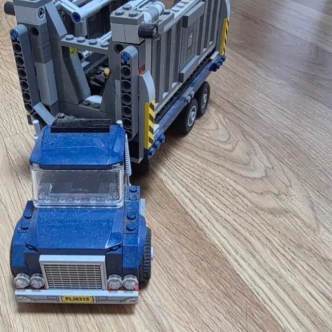 [BUNJANG] LEGO Jurassic World Truck and Helicopter / 레고 정품 쥬라기 월드 트럭 헬리콥터