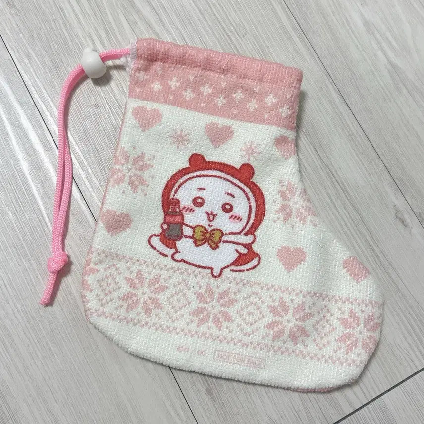[BUNJANG] Cheikawa Coca-Cola Collaboration Ornament Pouch with Drawstring / 먼작귀 치이카와 코카콜라 콜라보 오너먼트 양말 파우치 조리개