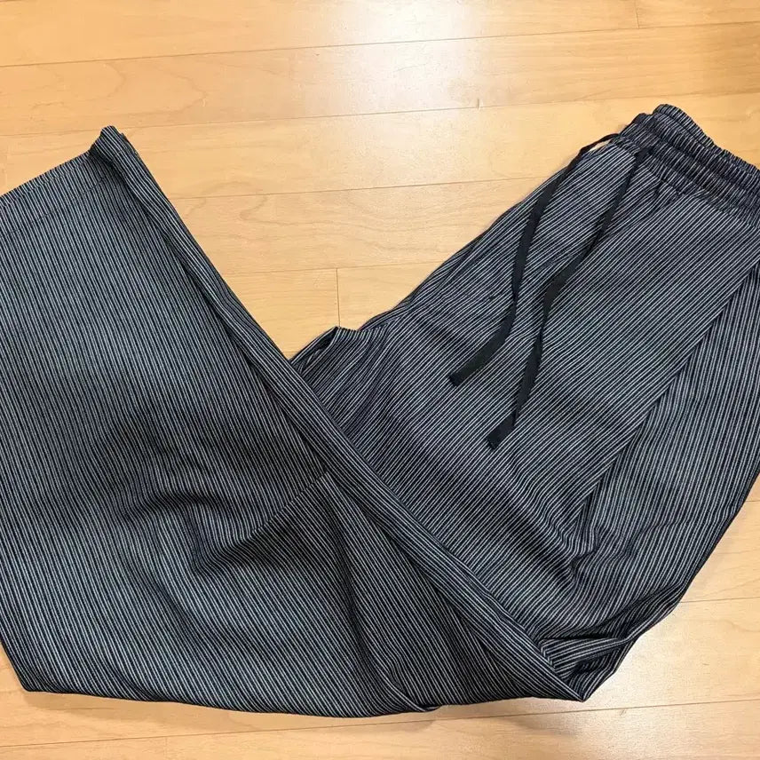 [BUNJANG] Milo Archive Active Stripe Lounge Pants XL / XL) 밀로 아카이브 액티브 스트라이프 라운지 팬츠