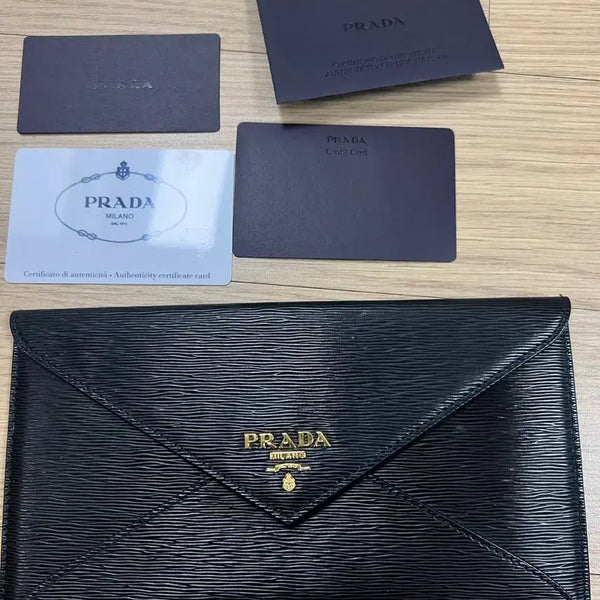 [BUNJANG] Prada Saffiano Leather Clutch Wallet / 프라다 사피아노 가죽 클러치지갑