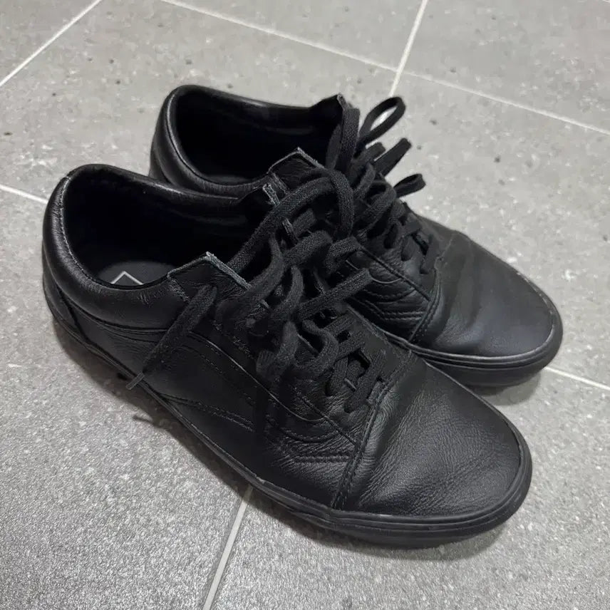 [BUNJANG] Vans Old Skool Leather Black Shoes / [280]반스 올드스쿨 레더 블랙